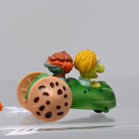 Vintage Toys, Fraggle Rock McDonald's Mokey Gogo Carrot Car Push Along Racers - Picture 6 of 8